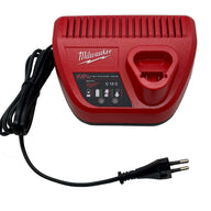 Milwaukee M12 acculader